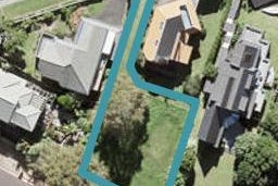 4A Ellangowan Road, Waiake, Auckland