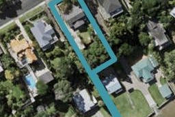 81 Norwood Road, Bayswater, Auckland