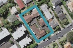 2/27 Byron Avenue, Takapuna, Auckland