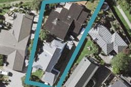 2/28 Lochend Place, Highland Park, Auckland