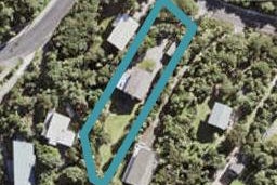 107 Seaview Road, Piha, Piha