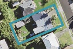 30 Caronia Crescent, Lynfield, Auckland