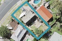 13 Oaktree Avenue, Browns Bay, Auckland