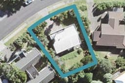 7 Emlyn Place, Torbay, Auckland
