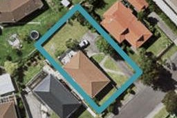 16 Santiago Crescent, Unsworth Heights, Auckland