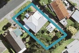 18 Staincross Street, Green Bay, Auckland