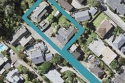 2/36 Aberdeen Road, Campbells Bay, Auckland