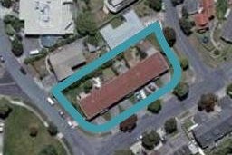 33 Akaroa Drive, Maupuia, Wellington
