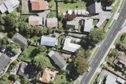 1/95 Atkinson Road, Titirangi, Auckland