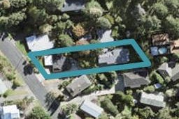 2/18 Marina Road, Torbay, Auckland