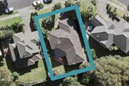 8 Admirals Court Drive, Greenhithe, Auckland