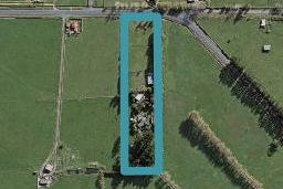 7 South Head Road, Parakai, Helensville