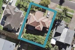 16 English Oak Drive, Schnapper Rock, Auckland
