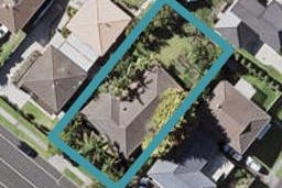 96 Prince Regent Drive, Half Moon Bay, Auckland