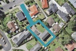 16 Dalwhinnie Parade, Highland Park, Auckland