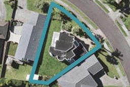 8 Woodview Rise, Botany Downs, Auckland