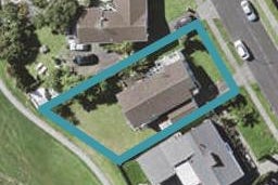 66 De Quincey Terrace, Highland Park, Auckland