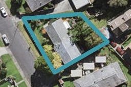 2/3 Mannering Place, Hillcrest, Auckland