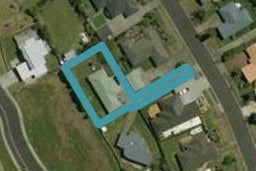 33 Bermuda Place, One Tree Point