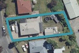 82 Pine Avenue, Melville, Hamilton