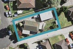 8 Cade Place, Weymouth, Auckland