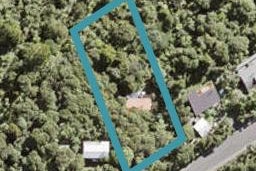 168 Piha Road, Piha