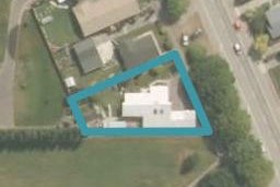 104 Great North Road, Winton, Winton