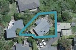 124 Creswick Terrace, Northland, Wellington
