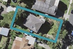 11 Maroubra Place, Botany Downs, Auckland