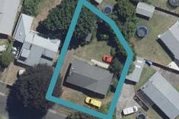 16 Forth Crescent, Glenview, Hamilton