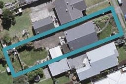 18 Belt Road, Moturoa, New Plymouth