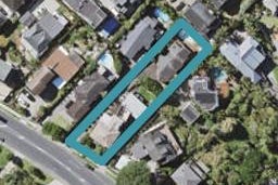 1/207 East Coast Road, Castor Bay, Auckland