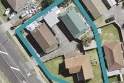 1/207 Waitemata Drive, Ranui, Auckland