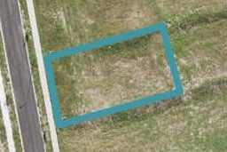 13 Canoe Lane, Riverhead, Riverhead