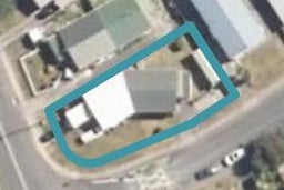 2/1 Oregon Drive, Maoribank, Upper Hutt
