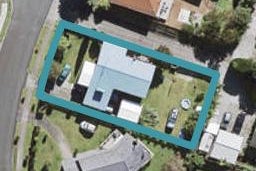 13 Betsland Crescent, Hillcrest, Auckland