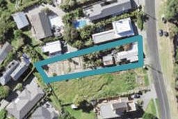 18 Marine Parade, Mellons Bay, Auckland