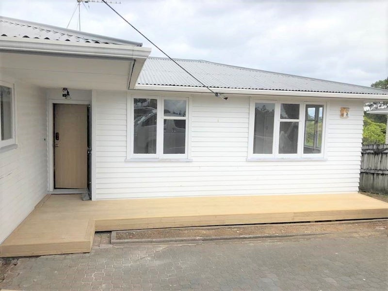 1/35 Sunnynook Road, Forrest Hill, Auckland - Carousel 1