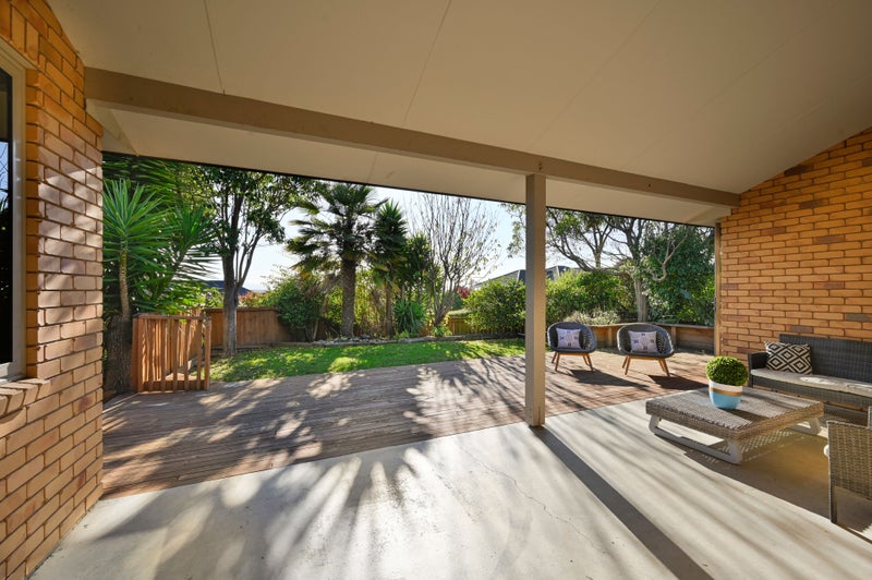 14 Essex Terrace, Stoke, Nelson - Carousel 2