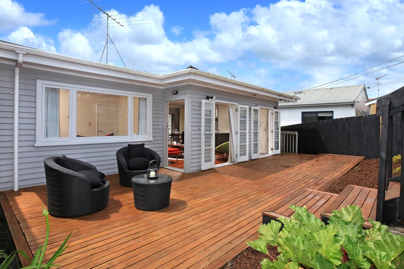 67 Fourth Avenue, Kingsland, Auckland - Carousel 1