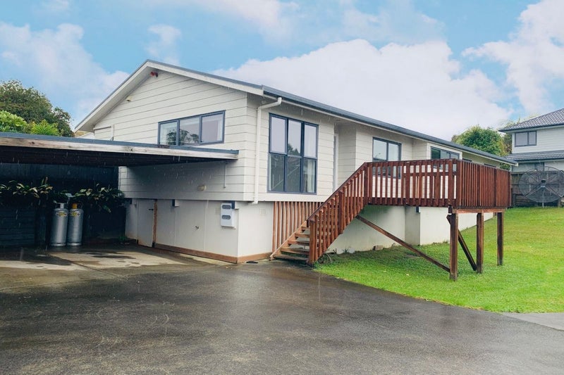 1/31 Lyford Crescent, Sunnynook, Auckland - Carousel 1