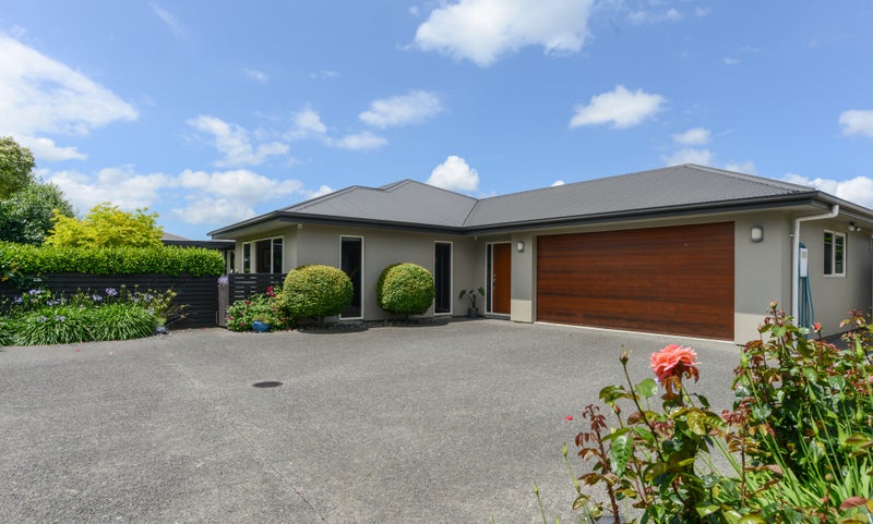 12 Anna Lane, Raureka, Hastings - Carousel 1