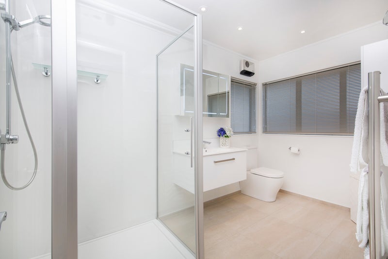 2/8 Alicia Road, Somerville, Auckland - Carousel 10