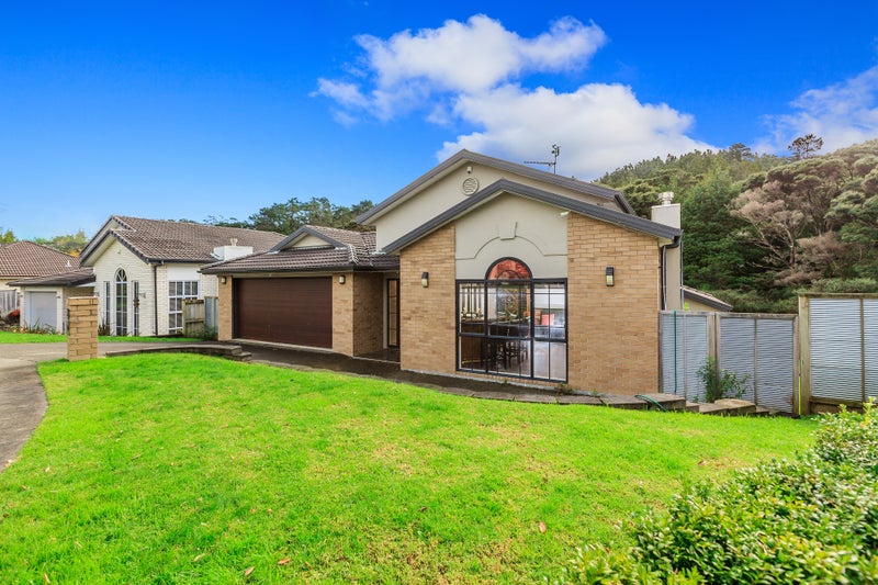 22 Kunzea Place, Greenhithe, Auckland - Carousel 2
