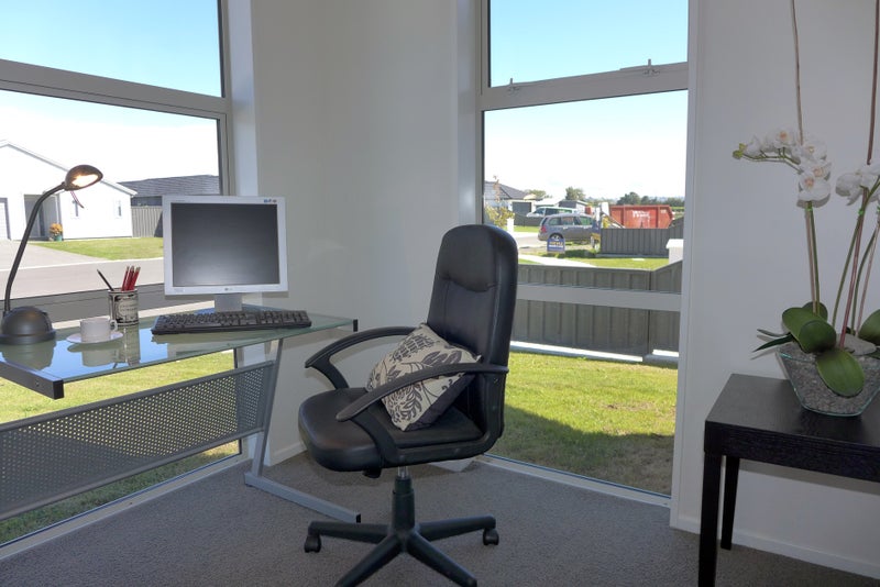 10 Ruakituri Place, Te Awa, Napier - Carousel 10