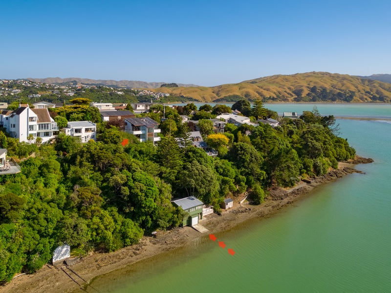 66 Seaview Road, Paremata, Porirua - Carousel 1