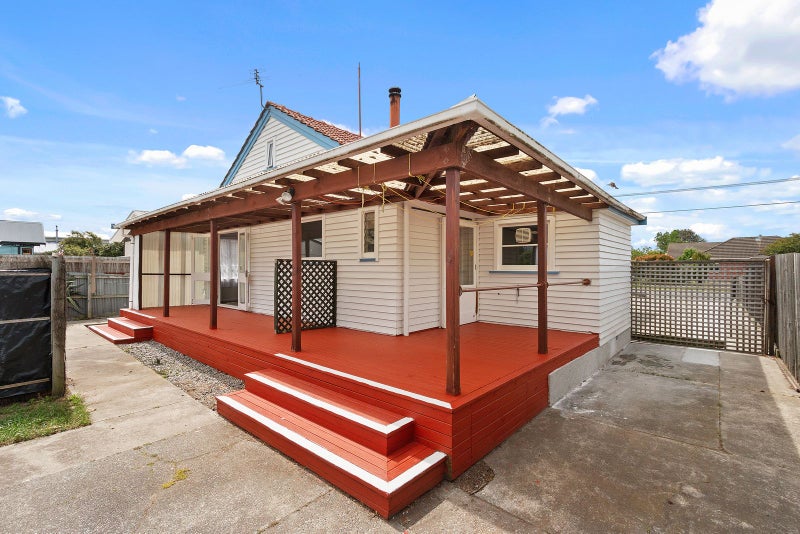 336 Breezes Road, Aranui, Christchurch - Carousel 2