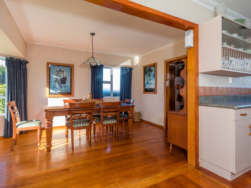 328 Frimley Road, Frimley, Hastings - Carousel 10