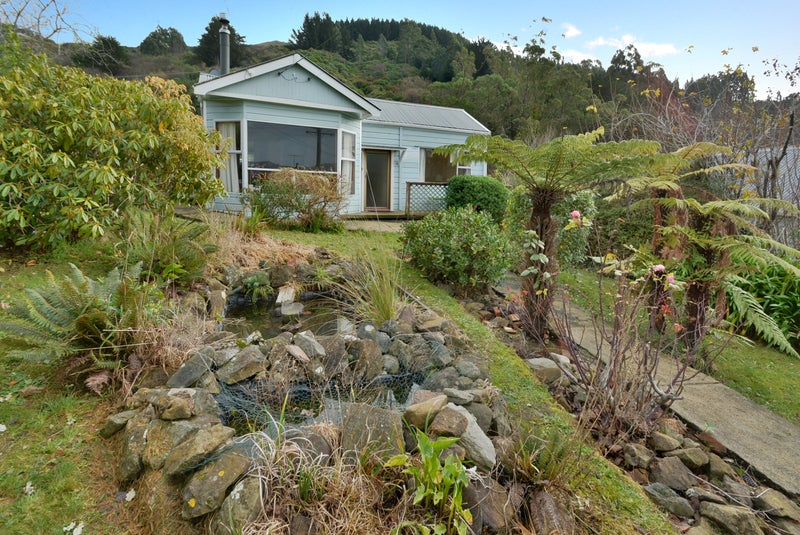 2 Henry Street, Careys Bay, Port Chalmers - Carousel 1