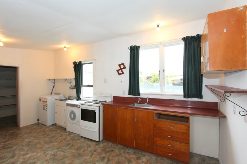 21 Elgin Street, Grasmere, Invercargill - Carousel 10